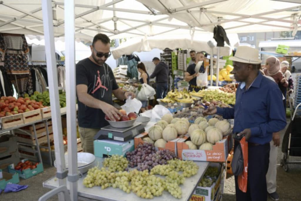 marchés autorisés malgré le coronavirus