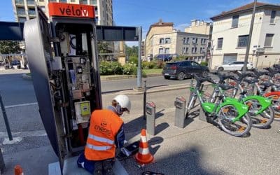 A Lyon, les bornes Vélo’V passent à la puissance supérieure